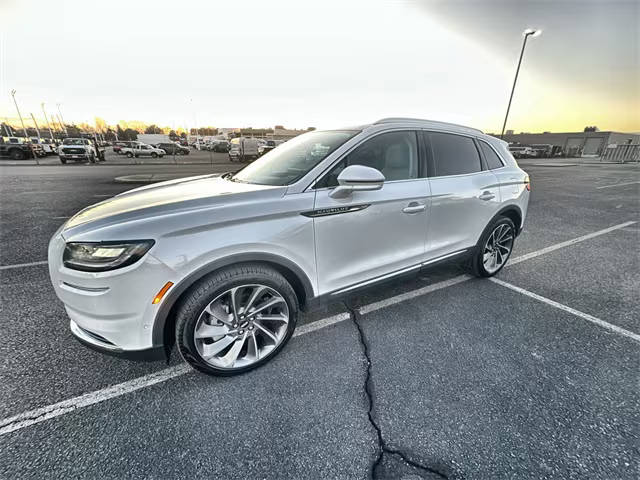 2022 Lincoln Nautilus Reserve AWD photo