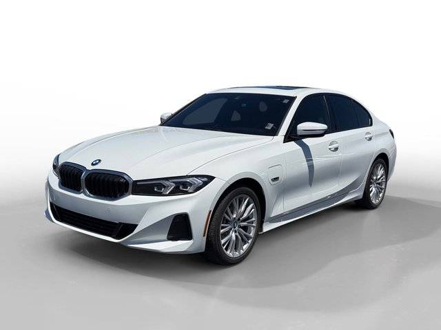 2023 BMW 3 Series 330e RWD photo