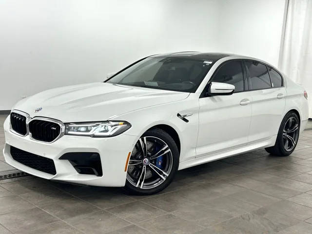 2023 BMW M5 AWD photo