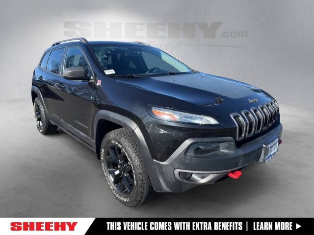 2015 Jeep Cherokee Trailhawk 4WD photo