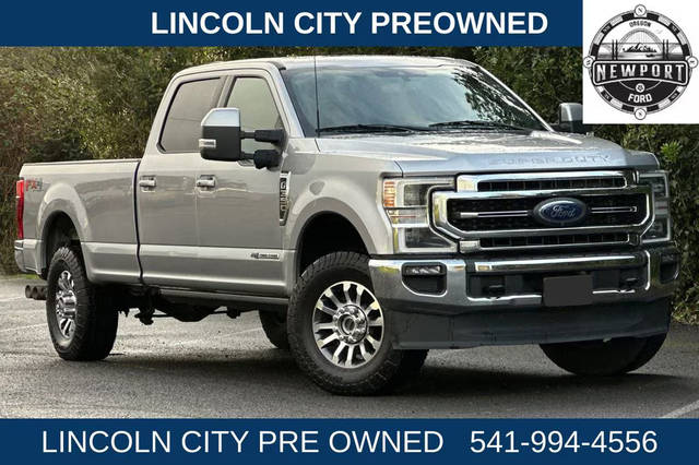2022 Ford F-350 Super Duty LARIAT 4WD photo