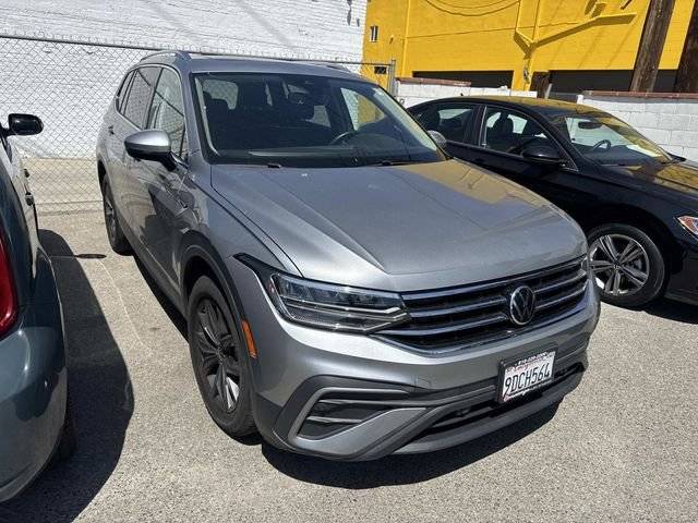 2022 Volkswagen Tiguan SE FWD photo