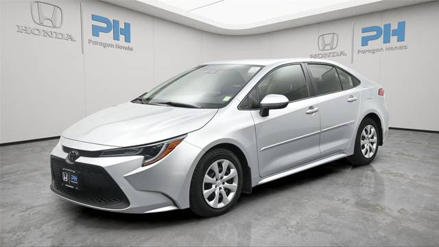 2022 Toyota Corolla LE FWD photo