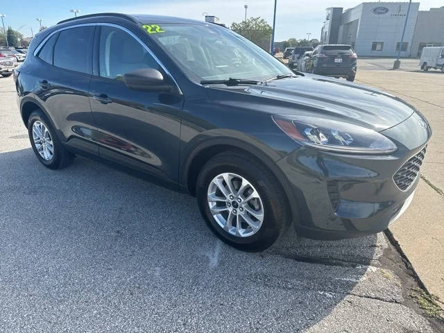 2022 Ford Escape SE AWD photo