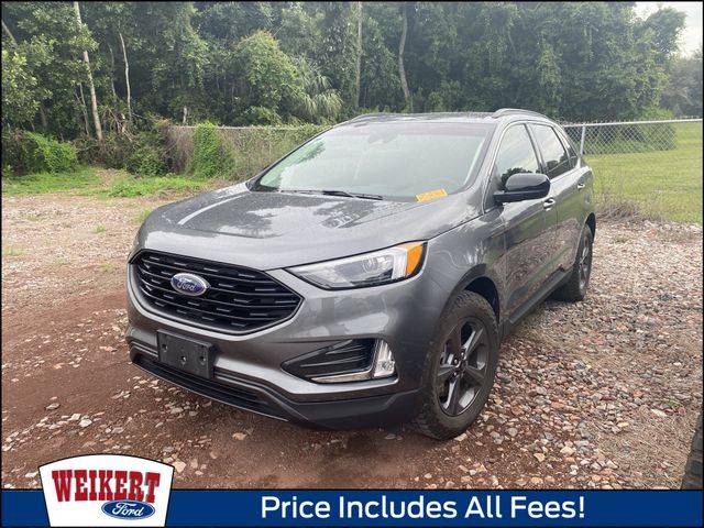 2022 Ford Edge SEL AWD photo