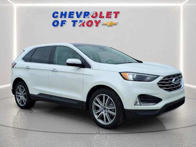2022 Ford Edge Titanium AWD photo