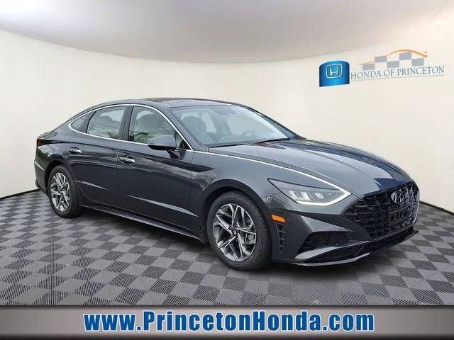 2022 Hyundai Sonata SEL FWD photo