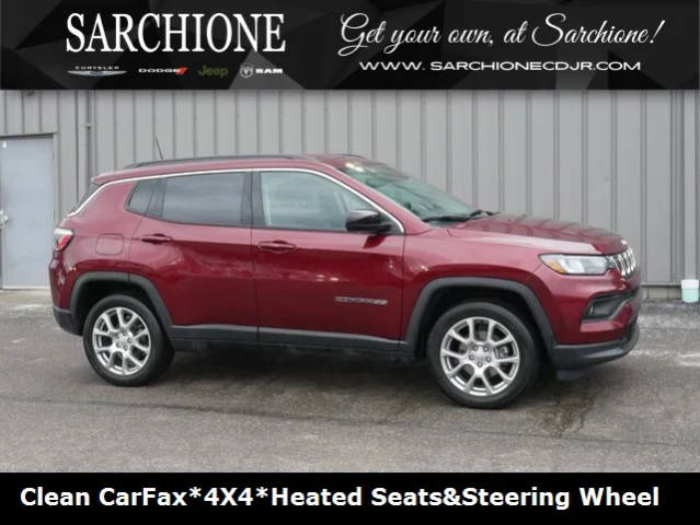 2022 Jeep Compass Latitude Lux 4WD photo