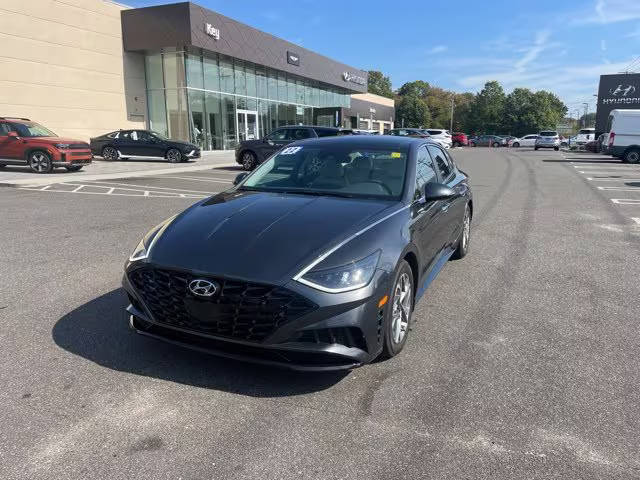 2022 Hyundai Sonata SEL FWD photo