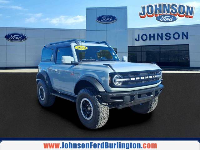 2022 Ford Bronco 2 Door Outer Banks 4WD photo