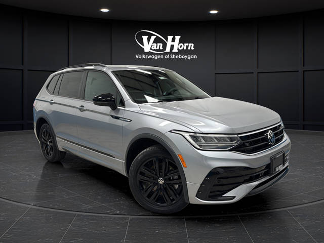 2022 Volkswagen Tiguan SE R-Line Black AWD photo