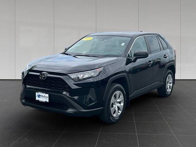 2022 Toyota RAV4 LE AWD photo