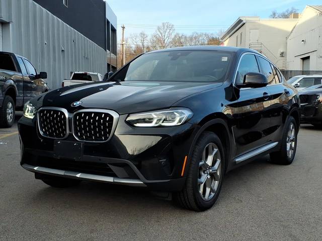 2023 BMW X4 xDrive30i AWD photo