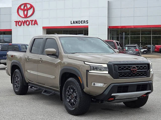 2023 Nissan Frontier PRO-4X 4WD photo