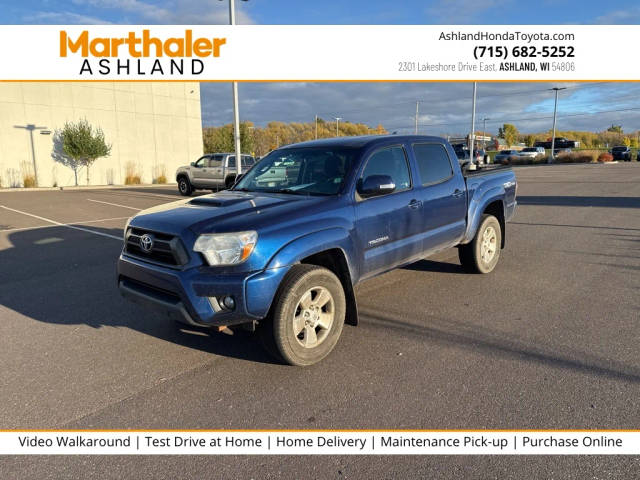2015 Toyota Tacoma  4WD photo