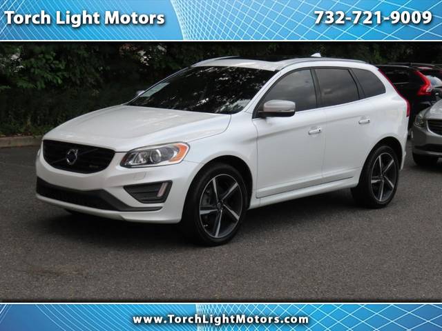 2015 Volvo XC60 T6 R-Design Platinum AWD photo