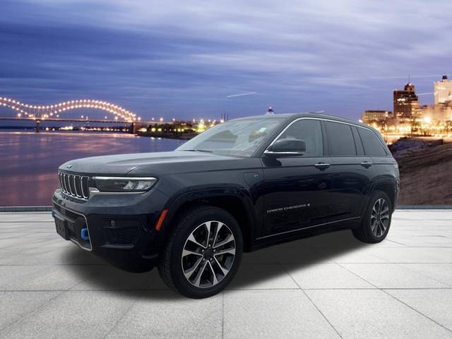 2022 Jeep Grand Cherokee Overland 4WD photo
