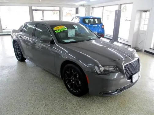 2019 Chrysler 300 300S AWD photo