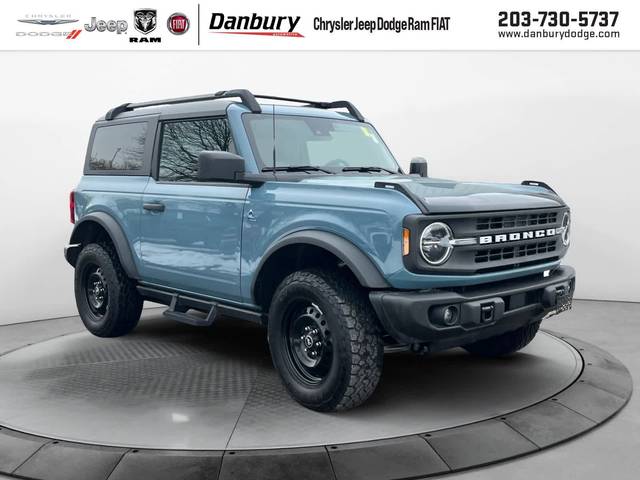 2022 Ford Bronco 2 Door Black Diamond 4WD photo