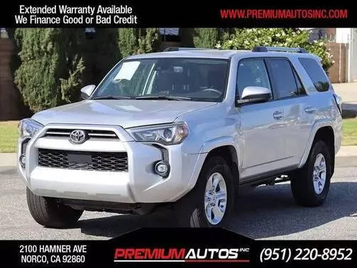 2021 Toyota 4Runner SR5 RWD photo