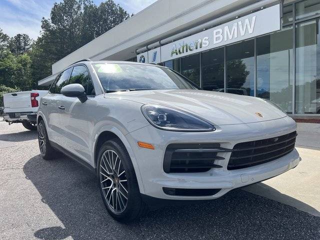 2023 Porsche Cayenne AWD photo