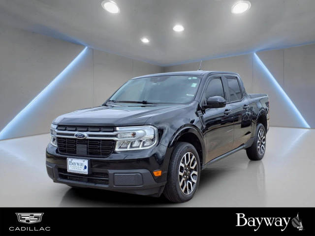 2022 Ford Maverick LARIAT FWD photo