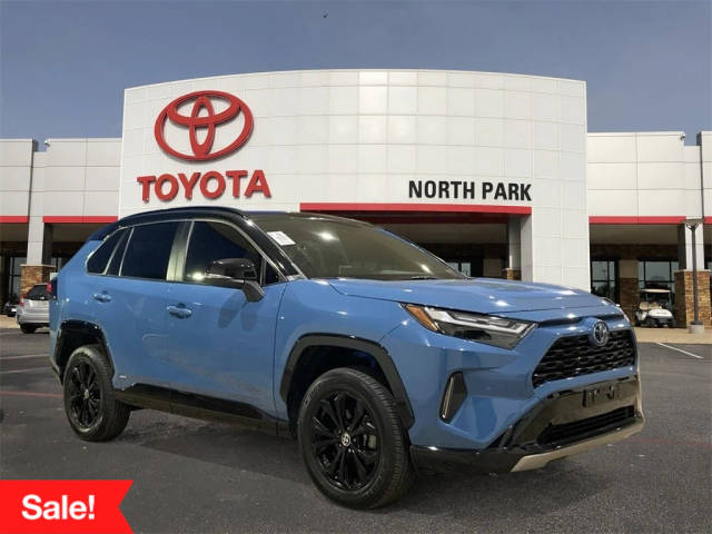 2022 Toyota RAV4 Hybrid XSE AWD photo