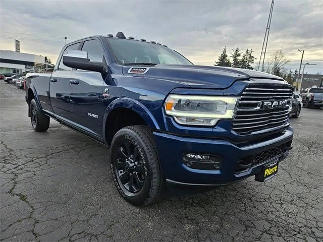 2022 Ram 3500 Laramie 4WD photo