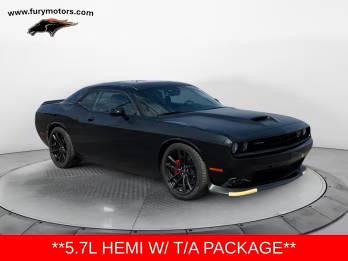2022 Dodge Challenger R/T RWD photo