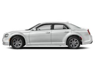 2022 Chrysler 300 Touring L RWD photo
