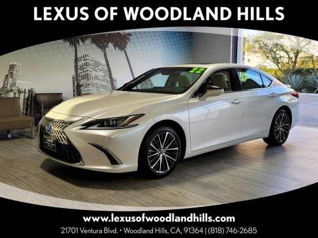 2022 Lexus ES ES 300h FWD photo