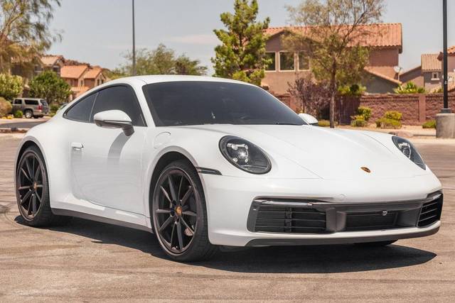 2022 Porsche 911 Carrera RWD photo