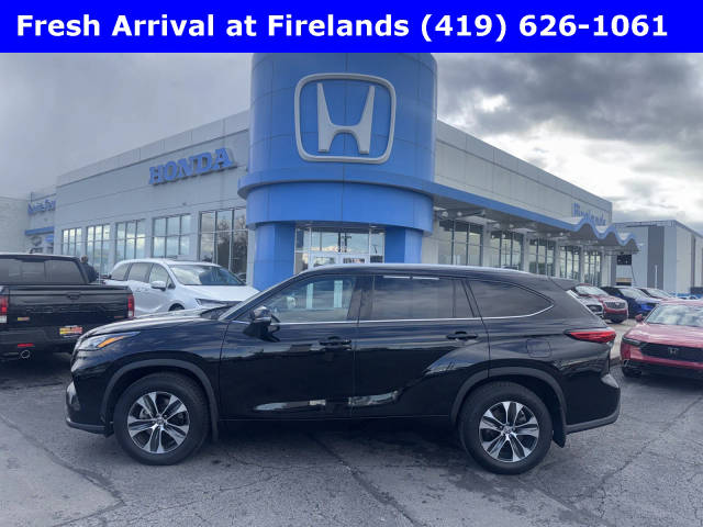 2020 Toyota Highlander XLE AWD photo