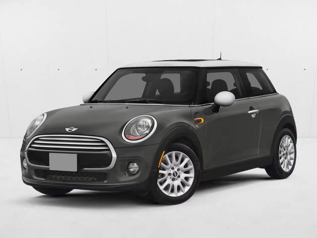 2015 MINI Hardtop 2 Door S FWD photo