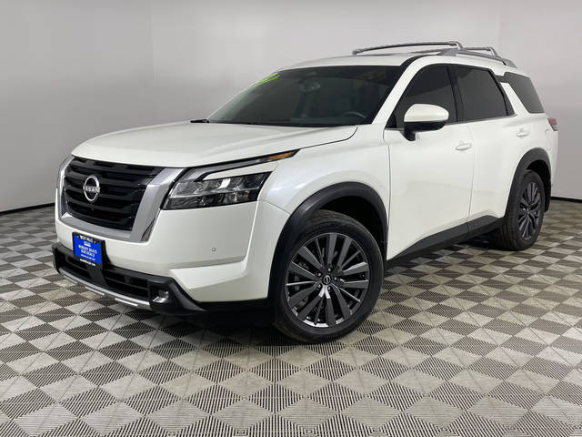 2022 Nissan Pathfinder SL FWD photo