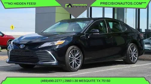 2023 Toyota Camry Hybrid XLE FWD photo
