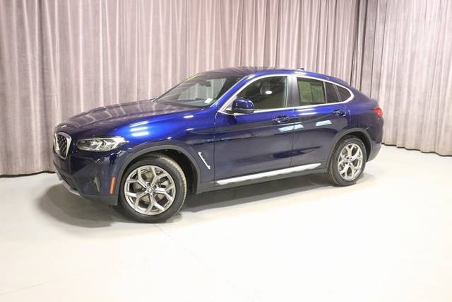 2023 BMW X4 xDrive30i AWD photo