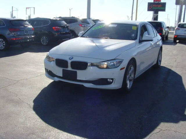 2015 BMW 3 Series 320i xDrive AWD photo