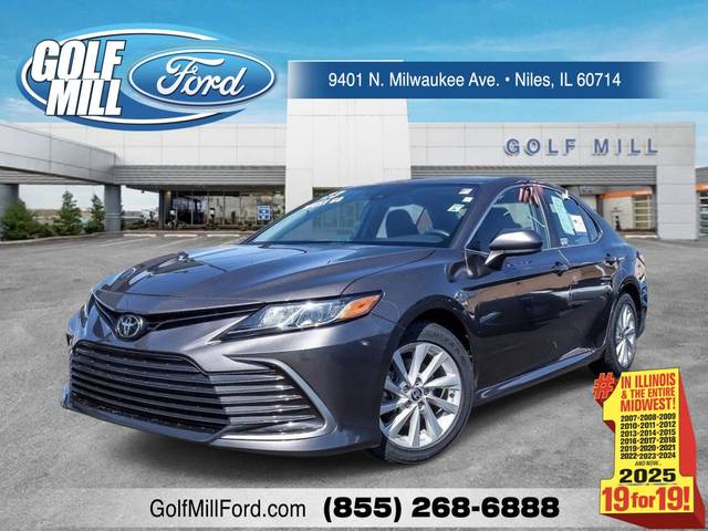 2023 Toyota Camry LE FWD photo