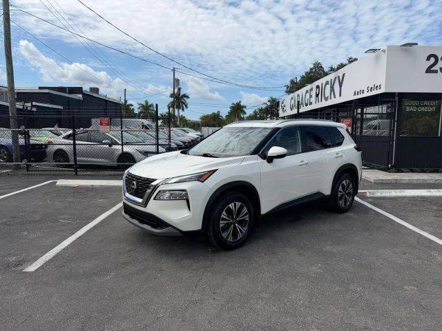 2022 Nissan Rogue SV FWD photo