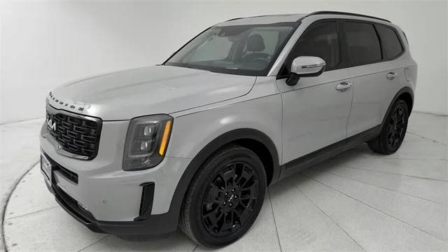 2022 Kia Telluride SX AWD photo