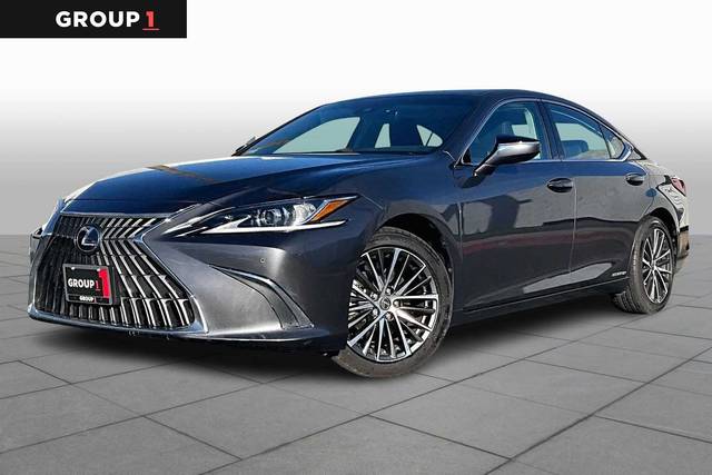2022 Lexus ES ES 300h FWD photo