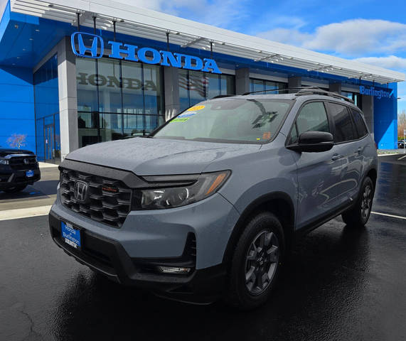 2022 Honda Passport TrailSport AWD photo