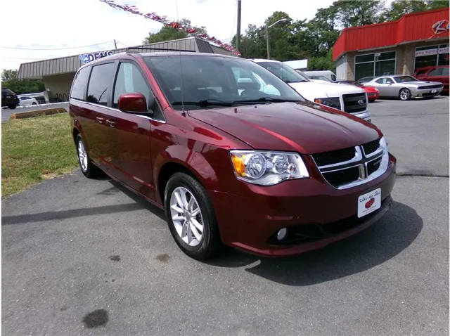 2019 Dodge Grand Caravan SXT FWD photo