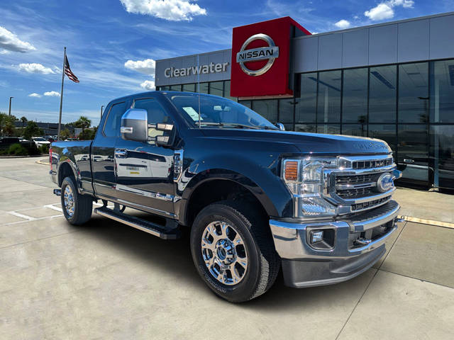 2022 Ford F-250 Super Duty LARIAT 4WD photo