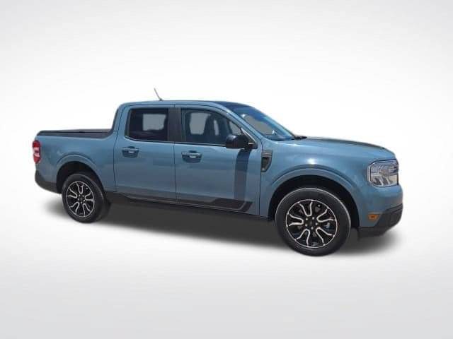 2022 Ford Maverick LARIAT FWD photo