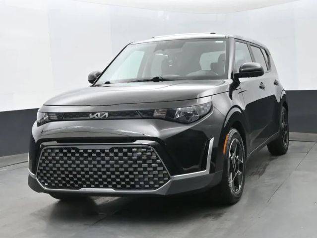 2023 Kia Soul EX FWD photo