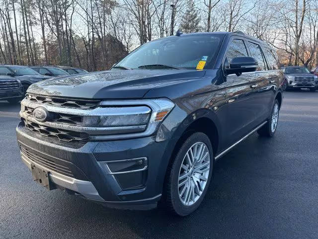 2022 Ford Expedition Max Limited 4WD photo