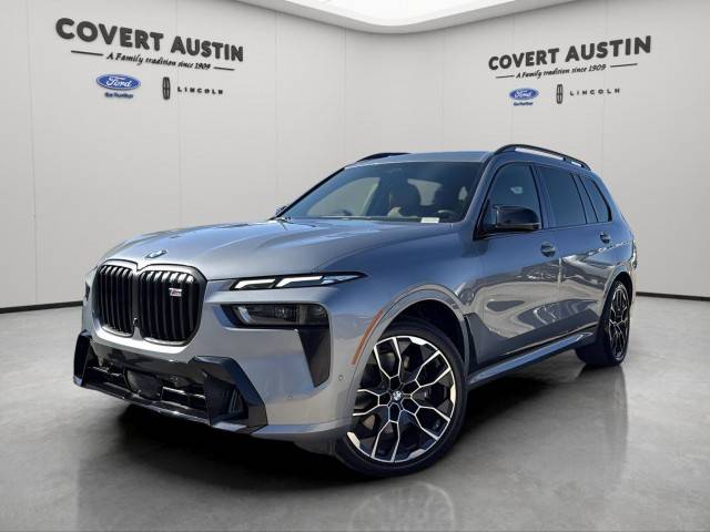 2023 BMW X7 M60i AWD photo