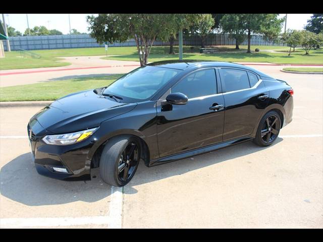 2022 Nissan Sentra SR FWD photo